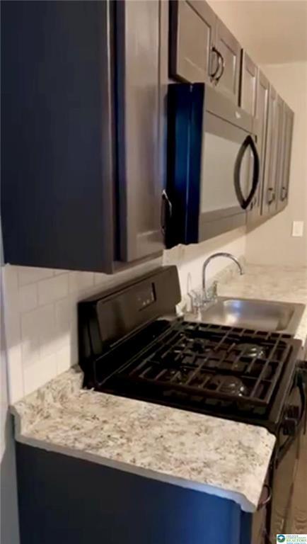 Foto del edificio - 716 E 4th St