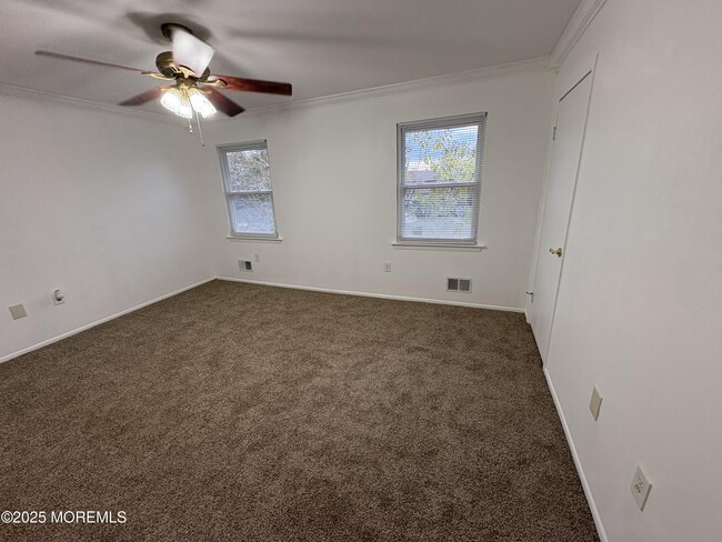 Foto del edificio - 910 Judy Ct