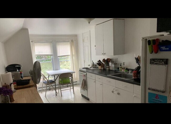 Foto del edificio - 30 Johnson Ave