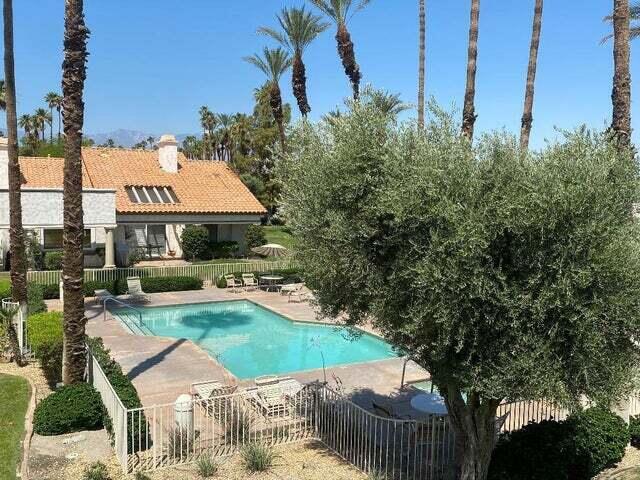 Primary Photo - 432 Desert Falls Dr N