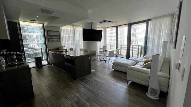 Foto del edificio - 801 S Miami Ave