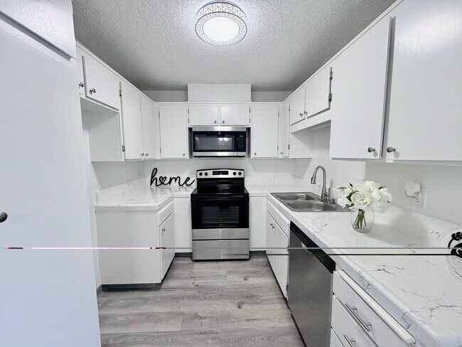 Plan A: Cocina - Anza Victoria Apartments
