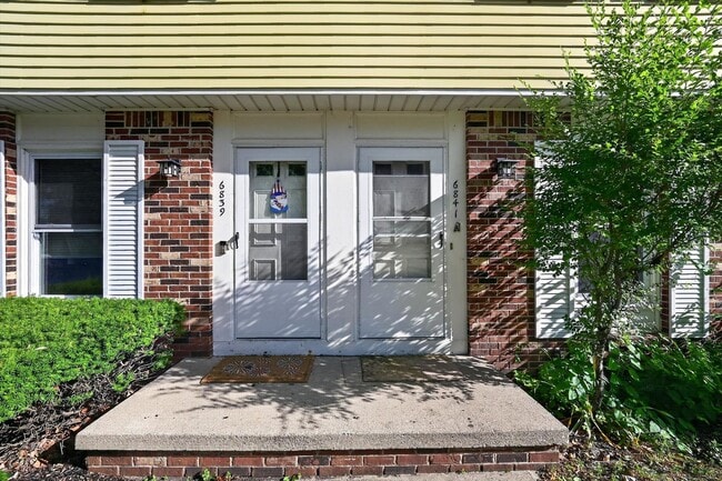 Building Photo - 6839-6841 Woodlake