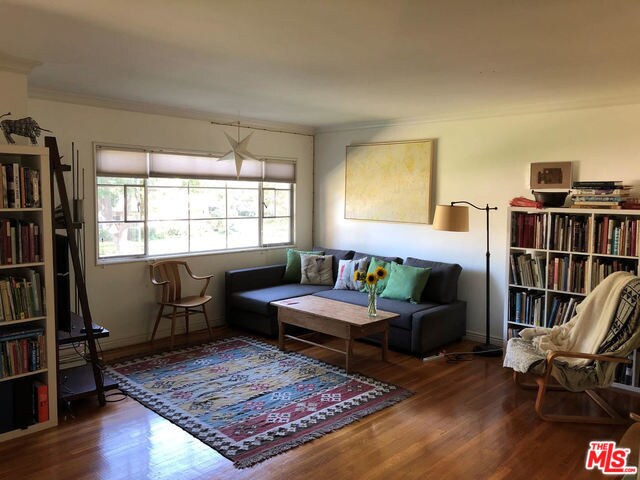 Foto del edificio - 5257 1/2 Village Green