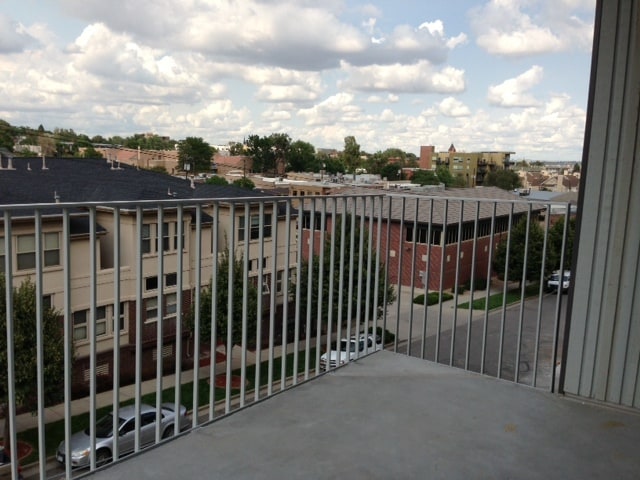 Building Photo - 2752 N Clay St