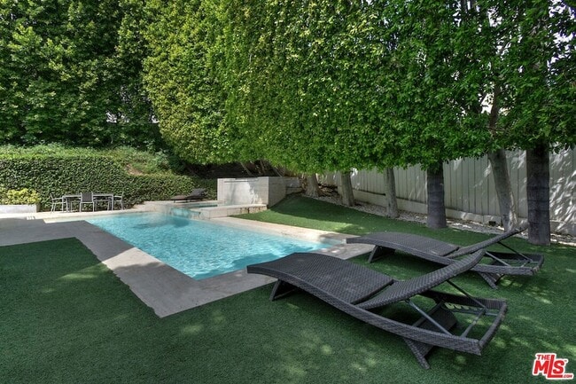 Building Photo - 4035 Pacheco Dr