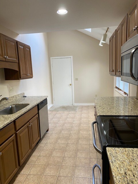 Foto del edificio - 216 Steeplechase Cir