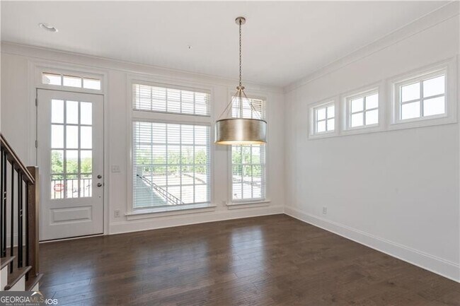 Building Photo - 6807 Encore Blvd