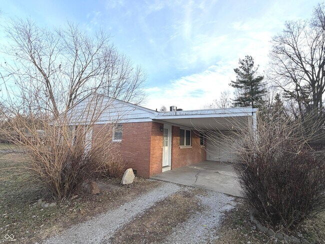 Foto del edificio - 2789 E Hanna Ave