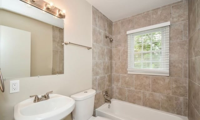 Building Photo - 5500 Mosswood Ln