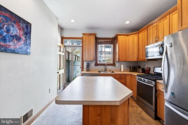 Foto del edificio - 3518 Elliott St