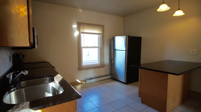 Foto del edificio - 47 Carolina Ave