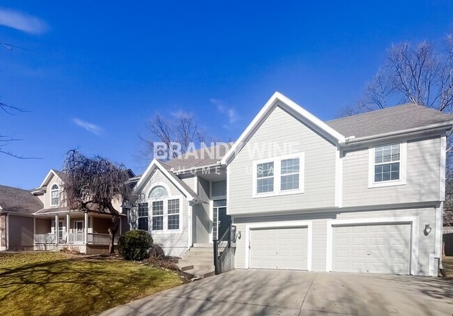 Building Photo - 13313 Redwood Ln