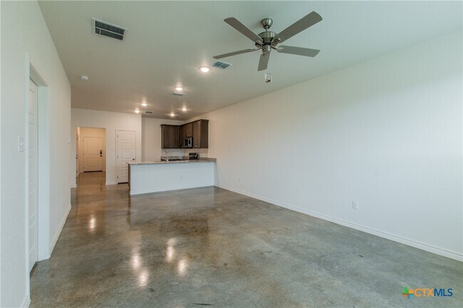 Building Photo - 3901 Sugar Hackberry Trl