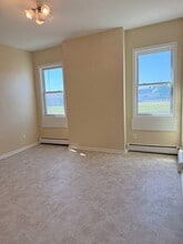 Building Photo - 476 Wethersfield Ave