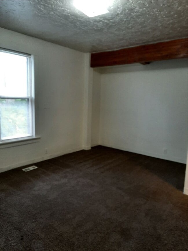 Foto del edificio - (1614 8th Ave)