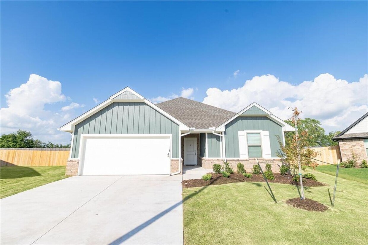 Foto principal - Brand New Taber Home + Norman + 3 Bedrooms...