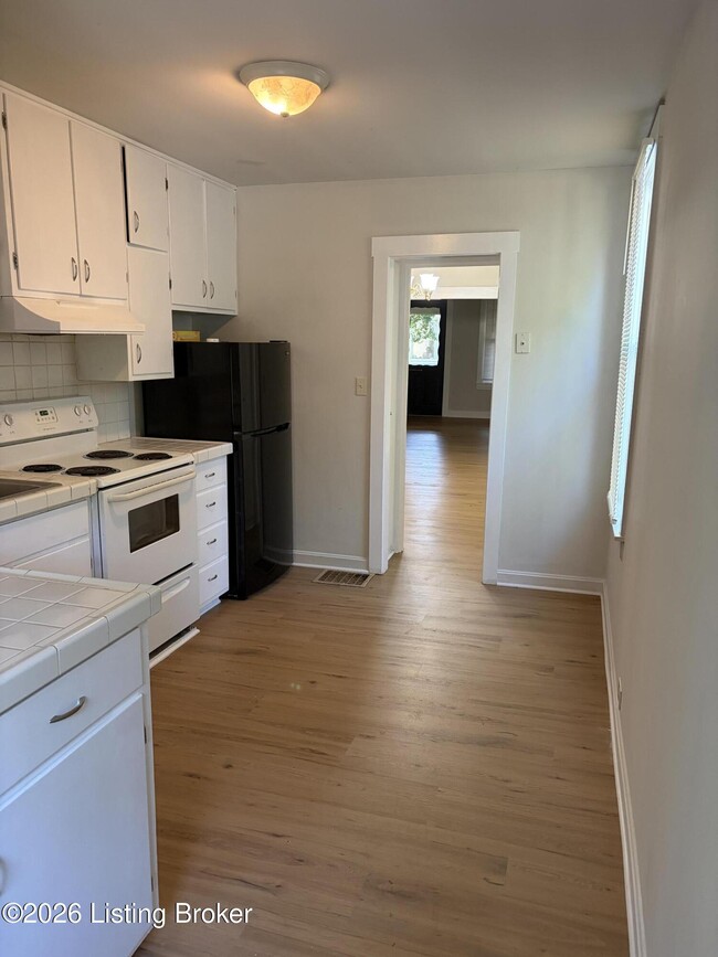 Foto del edificio - 3213 Marion Ct