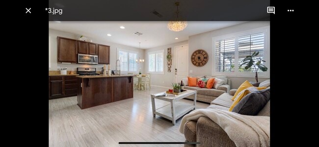 Kitchen - 1331 Keck Rd