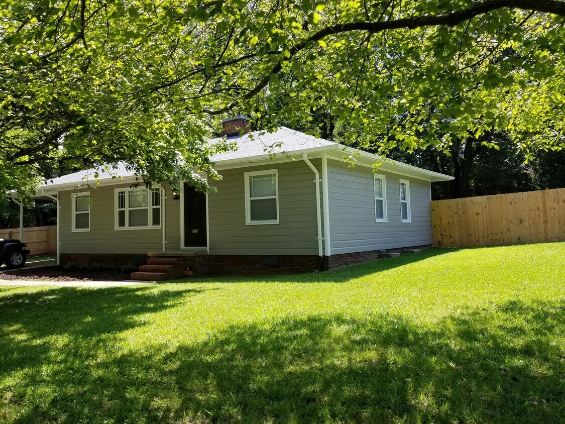 100 S Broad St, Waxhaw, NC 28173 House Rental in Waxhaw, NC