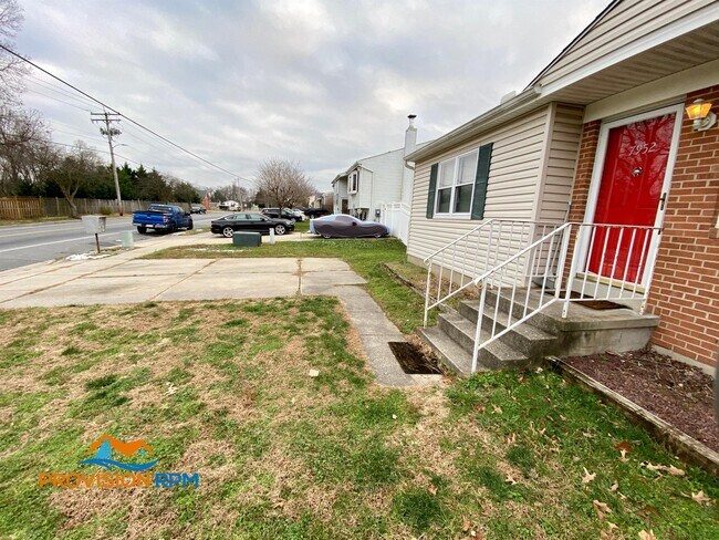 Foto del edificio - 7952 Tick Neck Rd