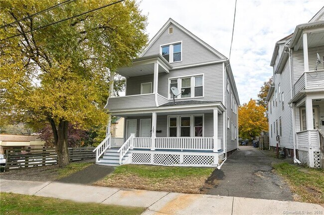 Foto del edificio - 107 Davis st