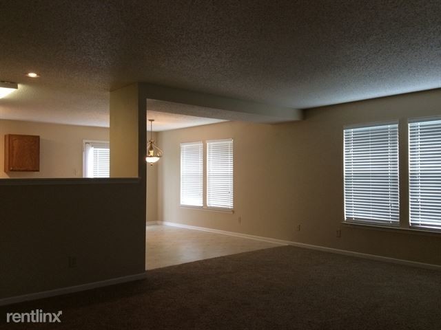Building Photo - 3 br, 2 bath House - 11425 High Grass Dr