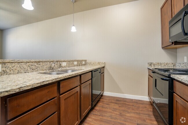 1HAB, 1BA - 635 ft² - City Place Apartments