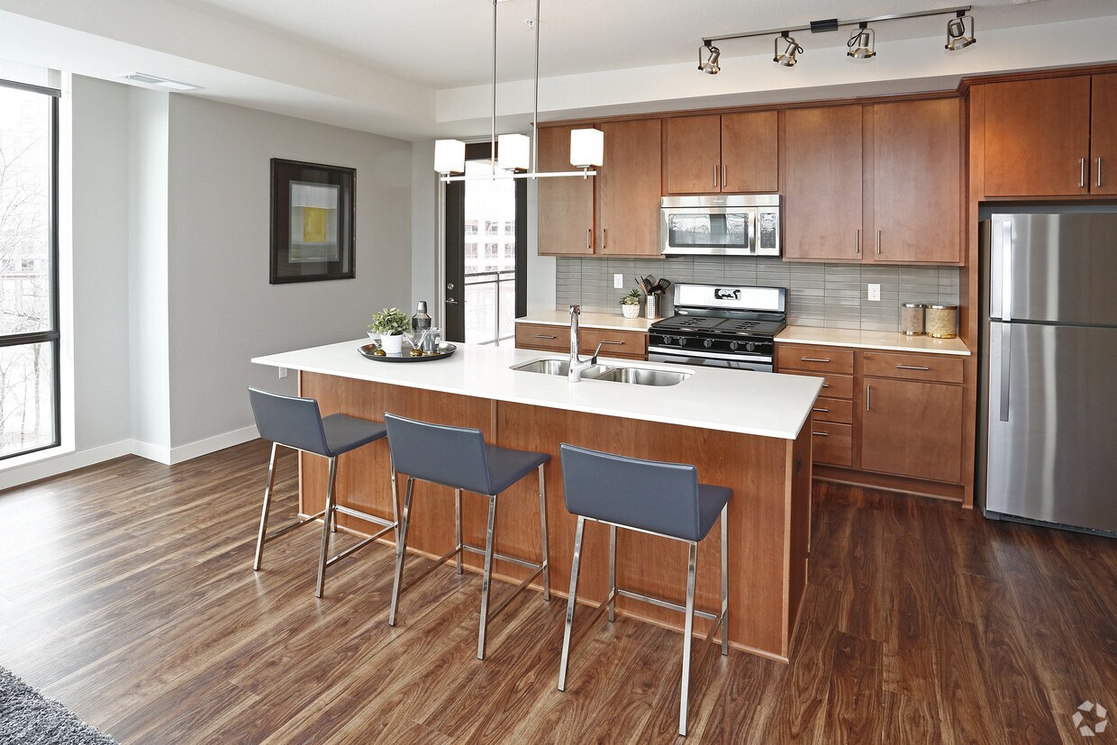 The Island Residences at Carlson Center Apartments in MN