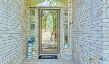 Building Photo - 145 Kipper Ave Building Photo - 145 Kipper Ave