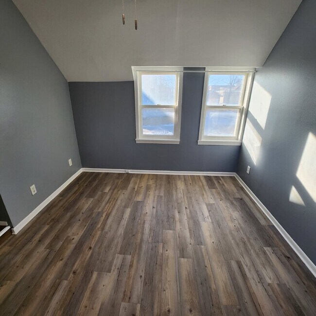 Foto del edificio - 1402 Willis Ave