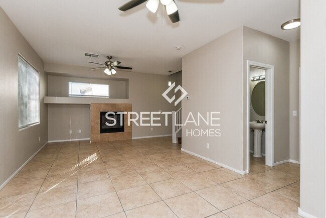Building Photo - 3 Bedroom in South Las Vegas!
