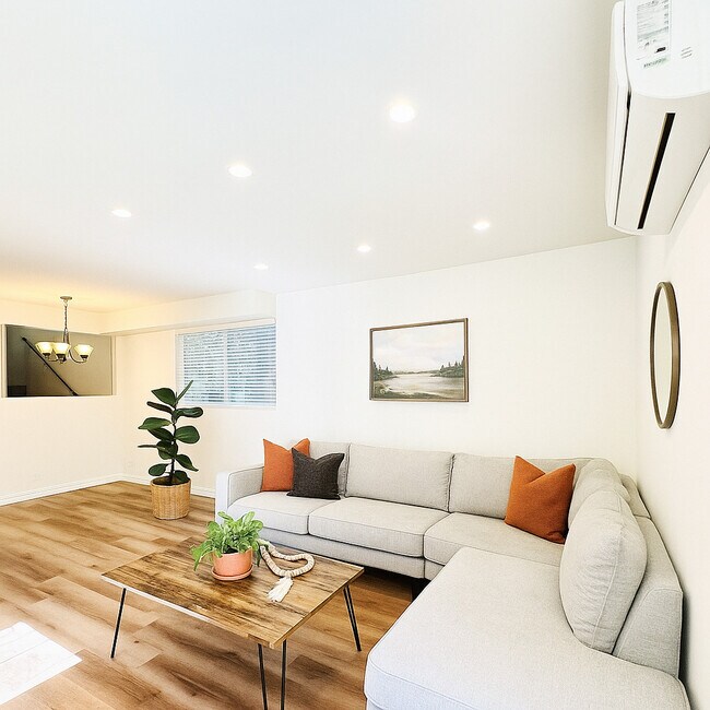 Foto del edificio - 22849 Macfarlane Dr