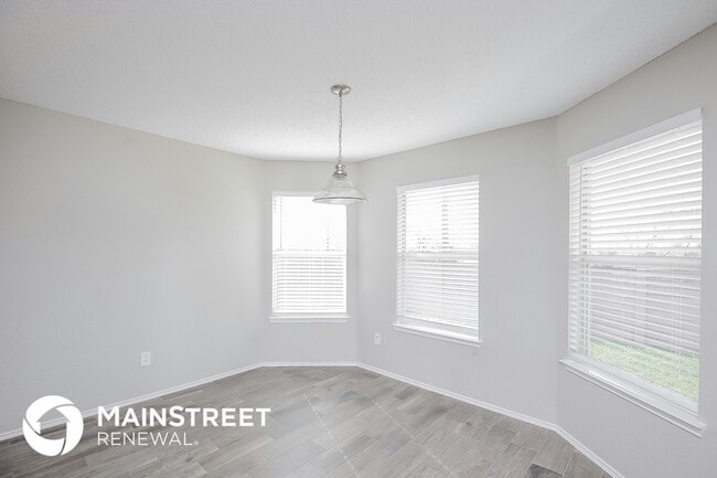 Building Photo - 517 Bretts Way