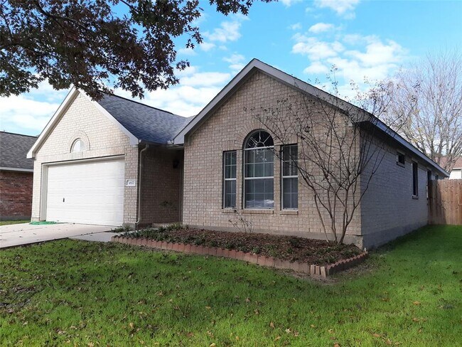 Building Photo - 4827 Aquagate Dr