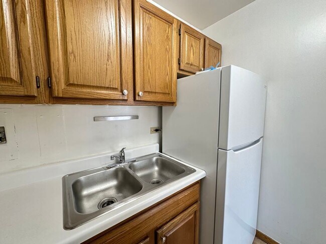 Foto del edificio - 4178 N Marine Dr