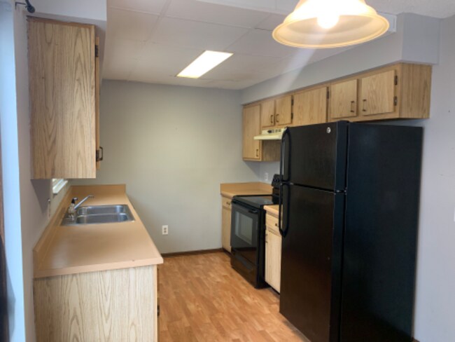 Building Photo - 5812 Ryewyck Dr