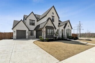 Building Photo - 3411 Torrance Blvd
