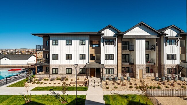 Foto del edificio - Solace at the Ranch