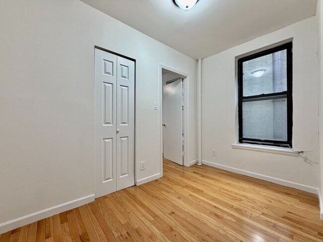 Foto del edificio - 401 E 68th St