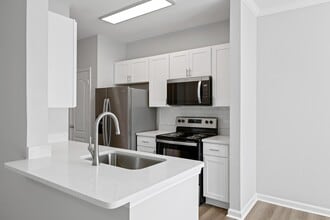 Building Photo - Belle Hall