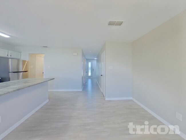 Foto del edificio - 1441 Pine Ln
