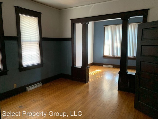 Building Photo - 2 br, 1 bath Apartment - 1702 N. Pulaski