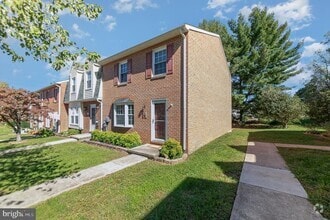 Building Photo - 825 Chesney Ln