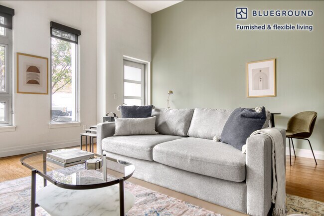 Foto del edificio - 255 N Washington St