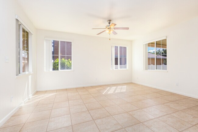 Building Photo - 3188 Gillespie Ln