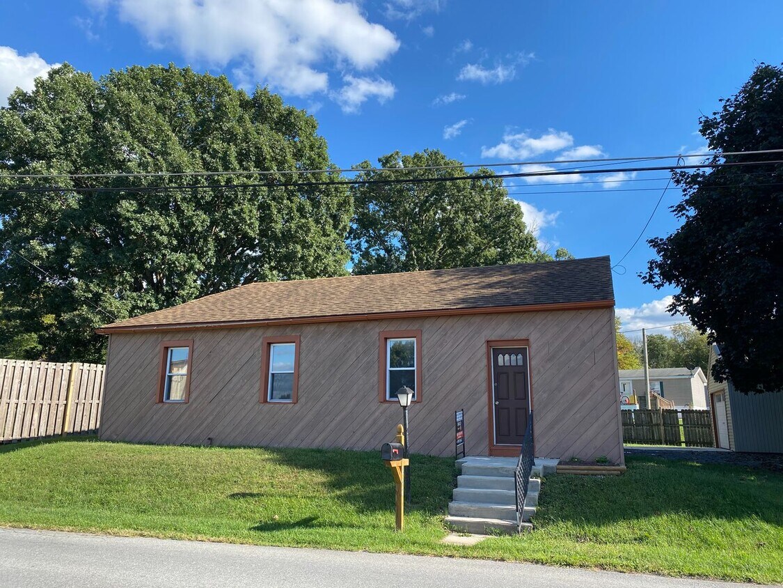 282 S View Rd, Fleetwood, PA 19522 House Rental in Fleetwood, PA