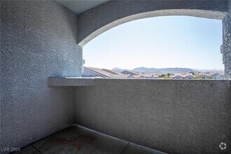Building Photo - 6955 N Durango Dr