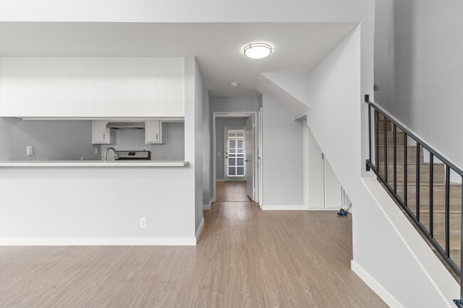 Foto del edificio - 533 E 11th St
