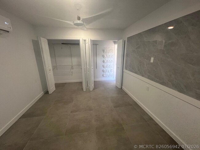 Building Photo - 1244 W 27th St